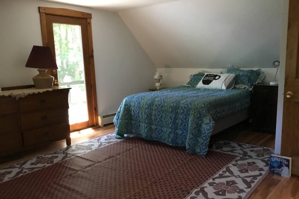Photo of Bedroom in East Wakefield