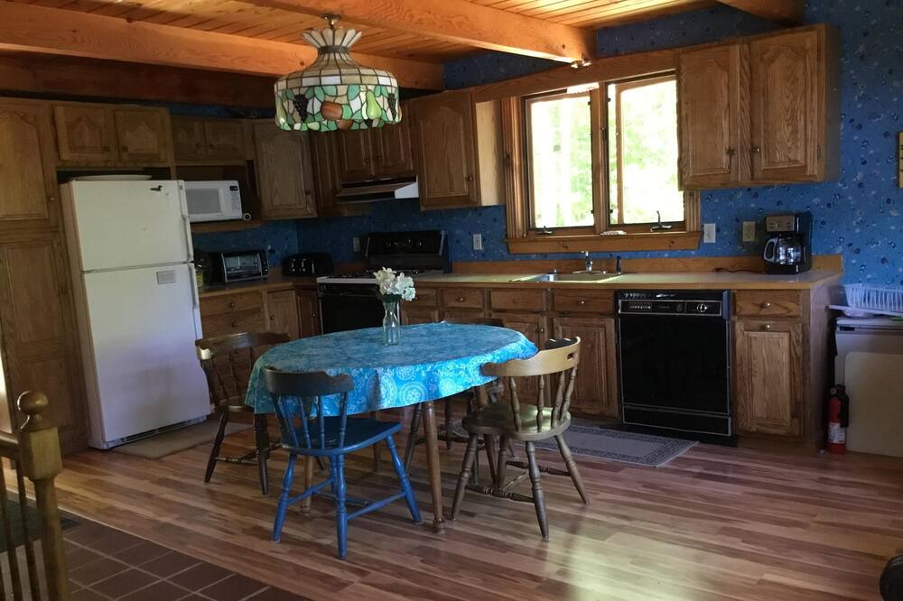 Photo of Kitchen in East Wakefield