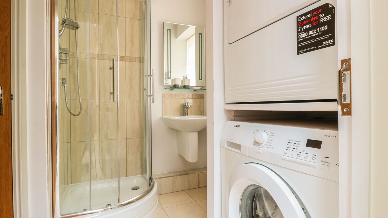 Photo of Others in Upper Town