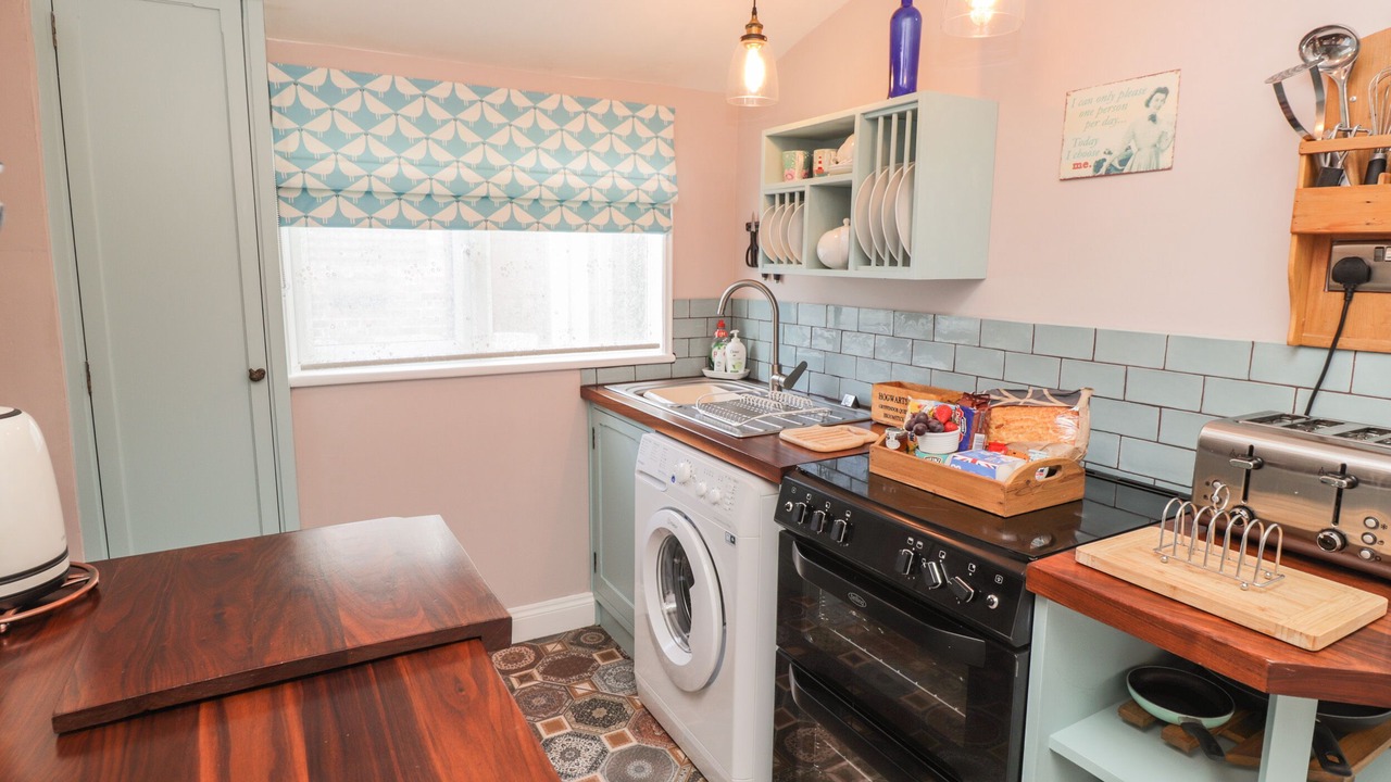 Photo of Others in Deal