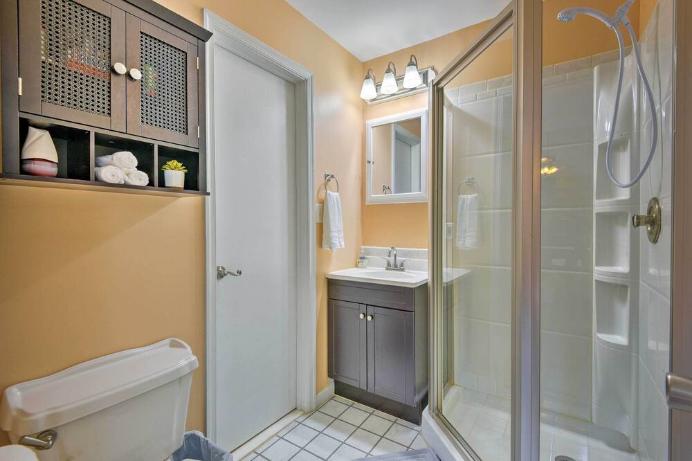 Photo of Bathroom in Long Pond