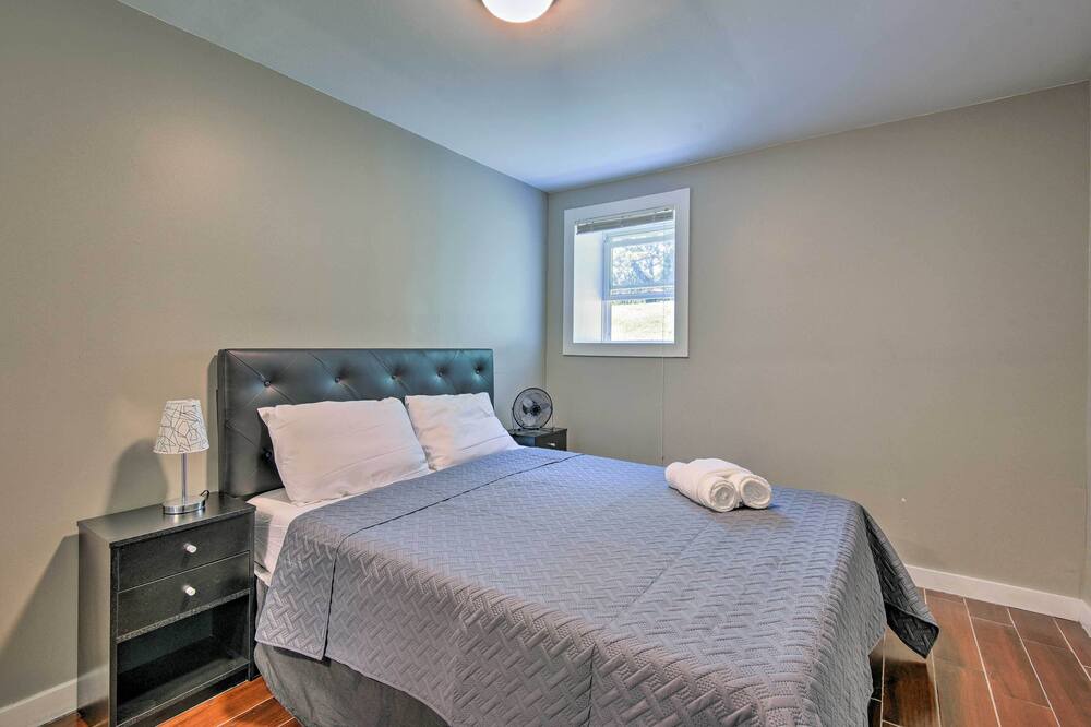 Photo of Bedroom in Long Pond