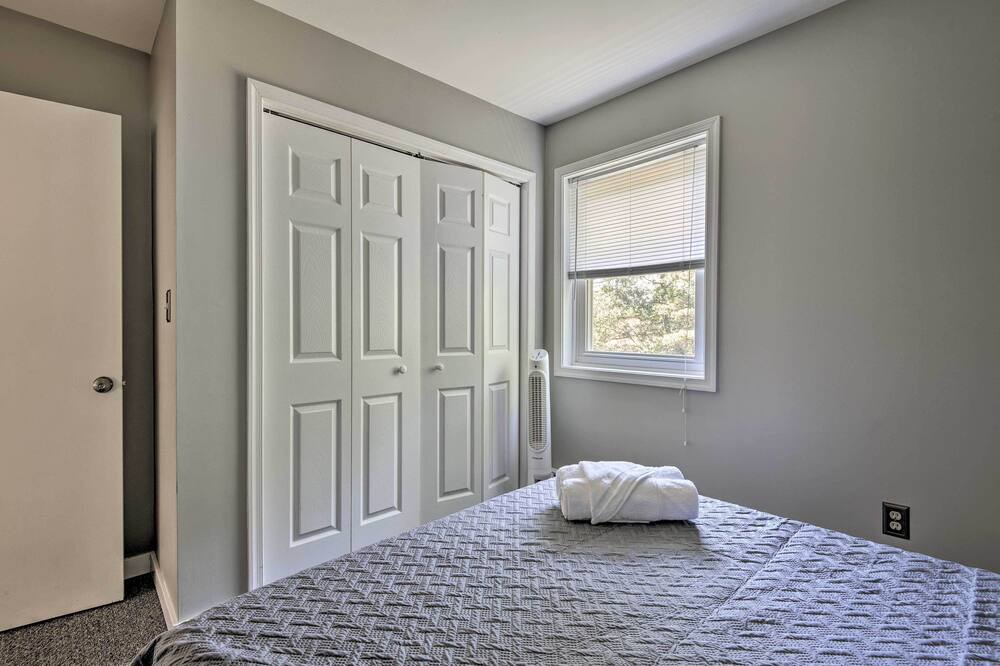 Photo of Others in Long Pond