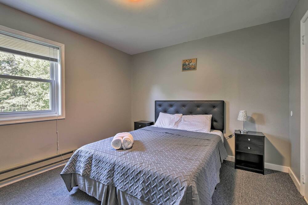 Photo of Others in Long Pond