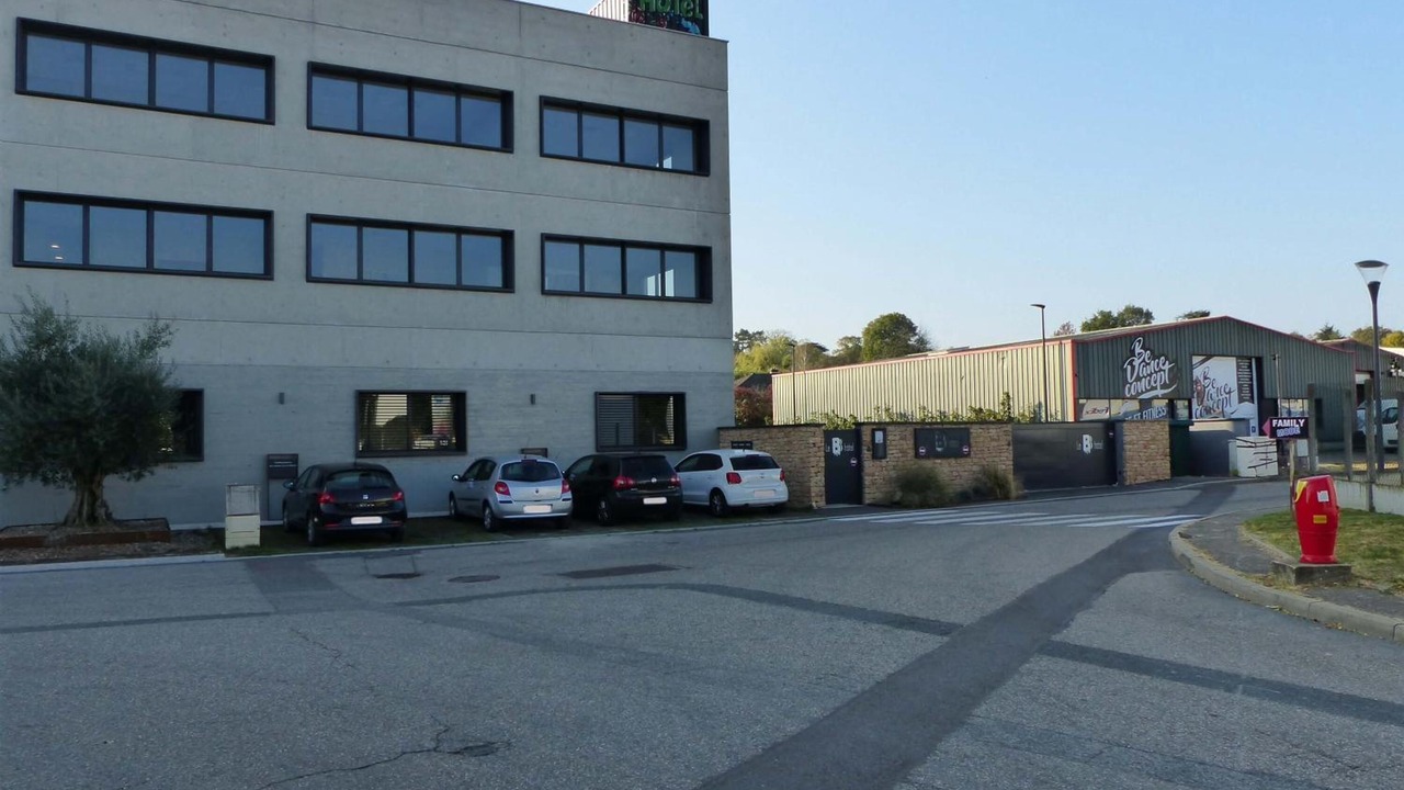 Photo of Outdoor in Lozanne