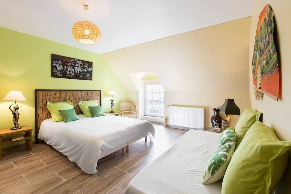 Photo of Bedroom in Corseul