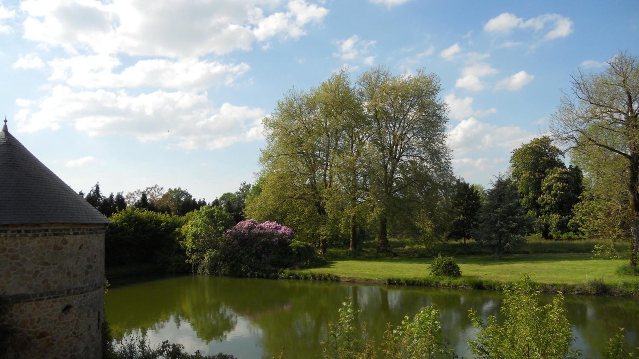 Photo of Outdoor in Equilly