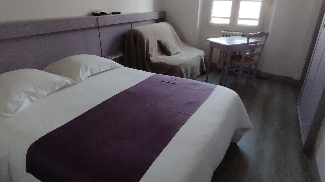 Photo of Bathroom in La Souterraine