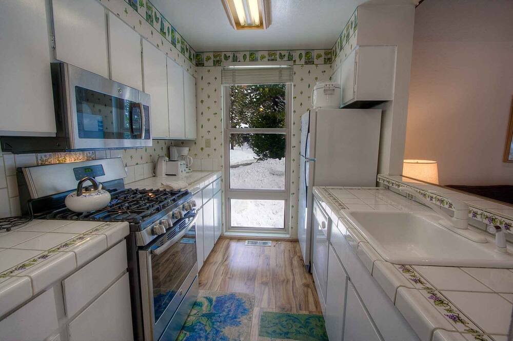 Photo of Kitchen in Dollar Point