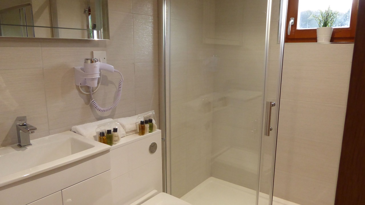 Photo of Others in Lower Assendon