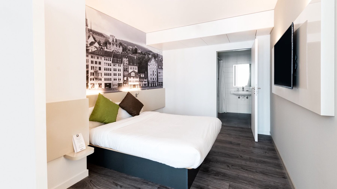 Photo of Bedroom in Wallisellen