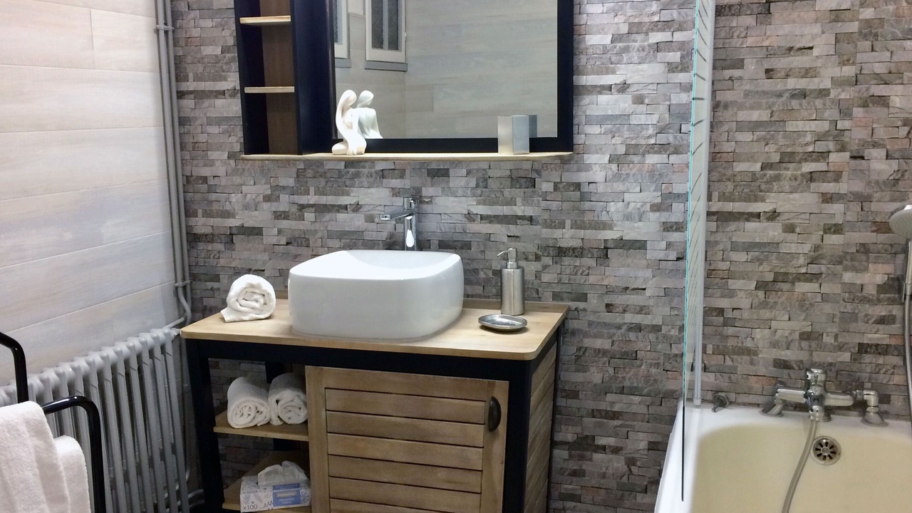 Photo of Bathroom in Courpiac