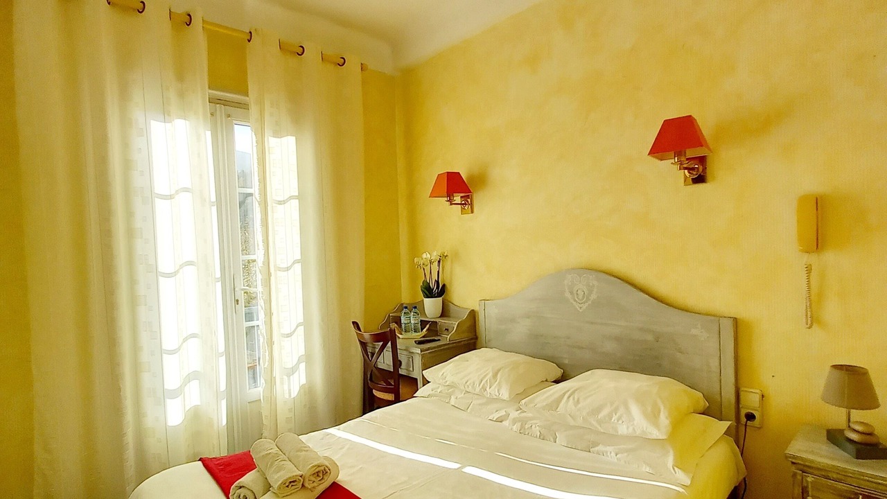 Photo of Bedroom in Prats-de-Mollo-la-Preste