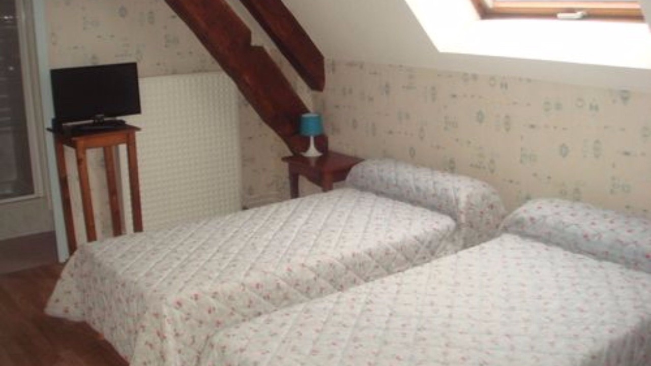 Photo of Bedroom in Louhans