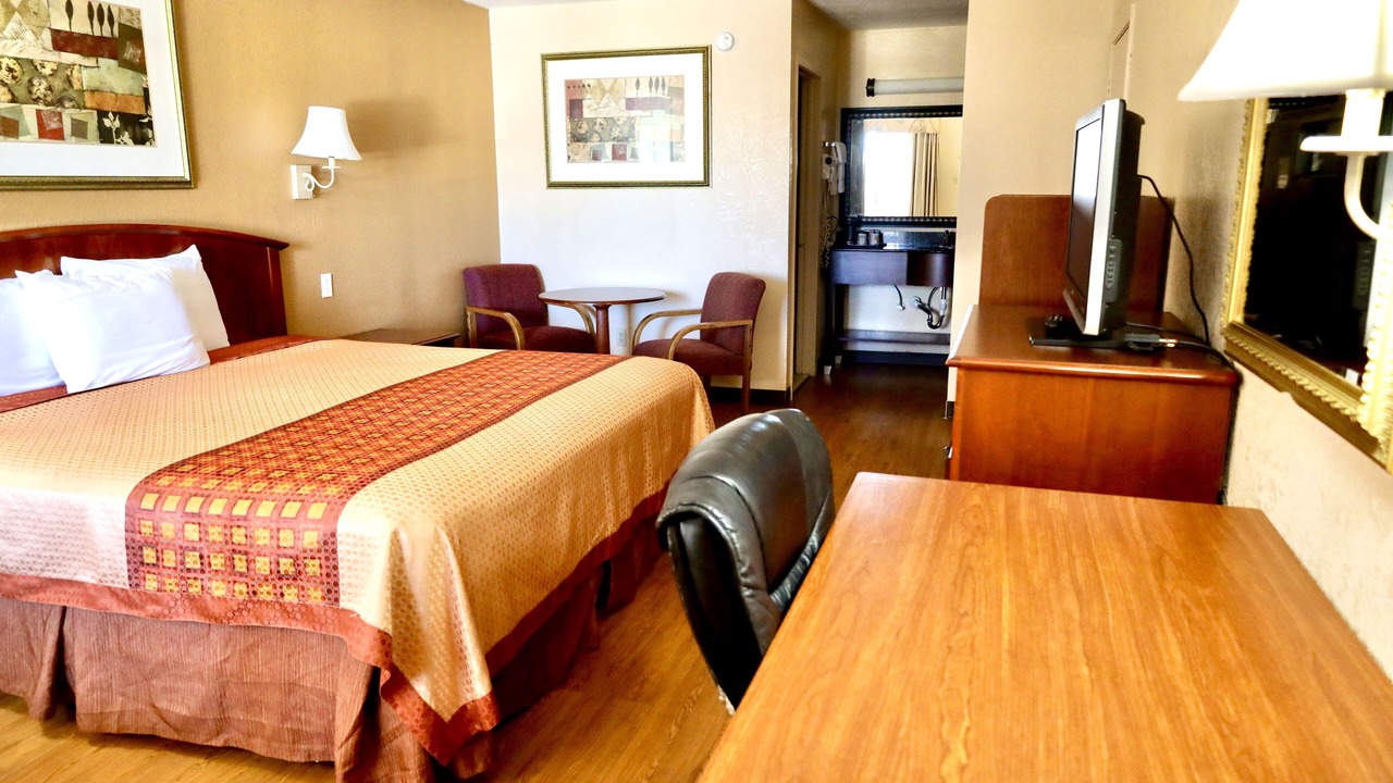 Photo of Bedroom in Gladewater