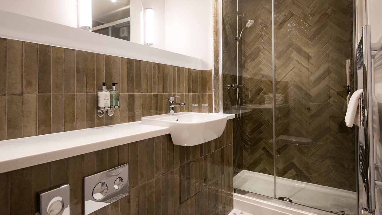 Photo of Bathroom in Waterhead