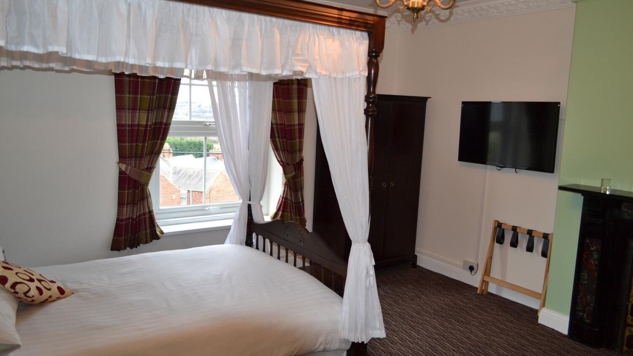 Photo of Others in Stanley