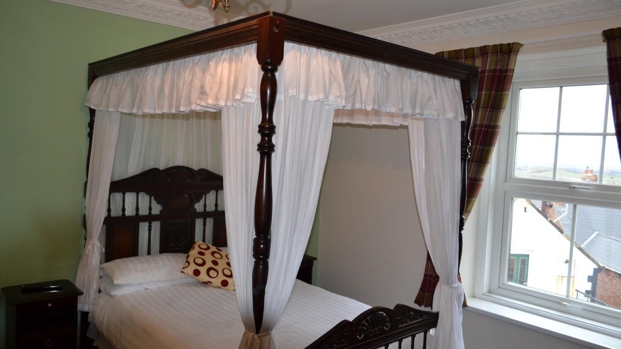 Photo of Others in Stanley