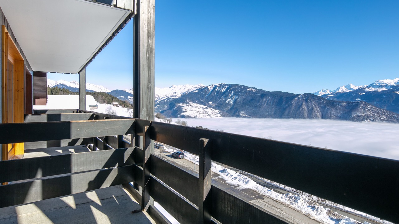 Photo of Patio Balcony in Doucy-Combelouviere
