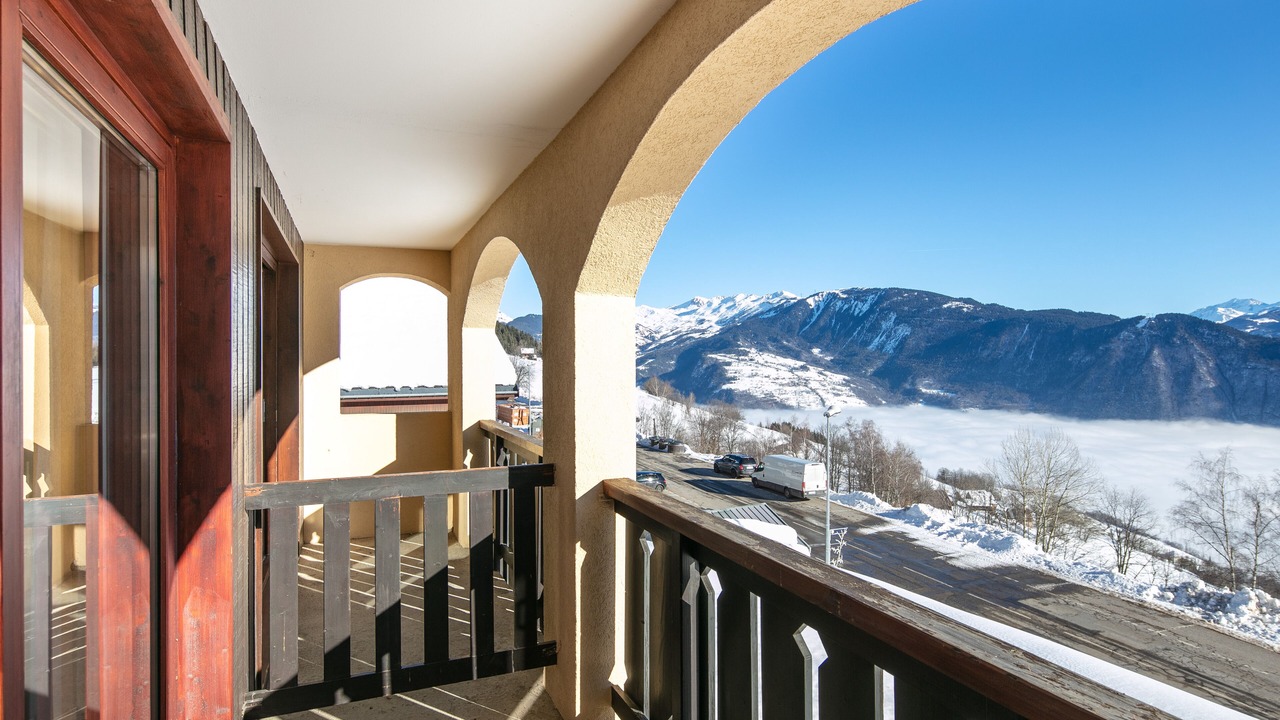 Photo of Patio Balcony in Doucy-Combelouviere