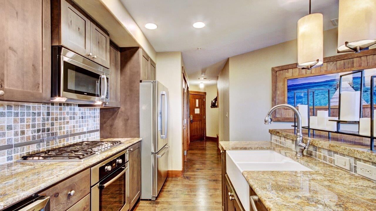 Photo of Kitchen in Peak 8