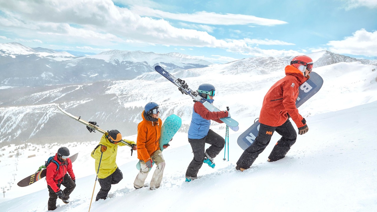 Photo of Others in Peak 8