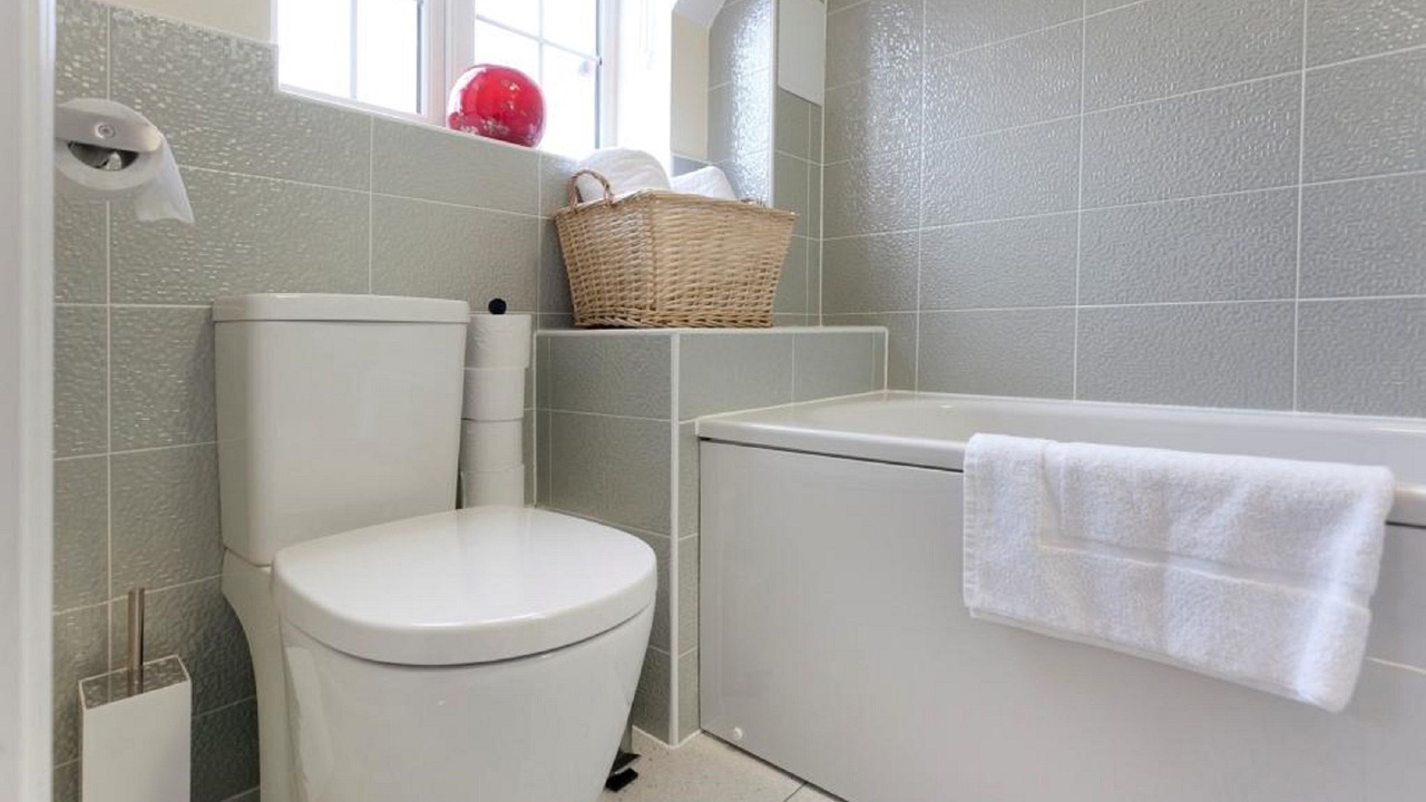 Photo of Bathroom in Castle Donington
