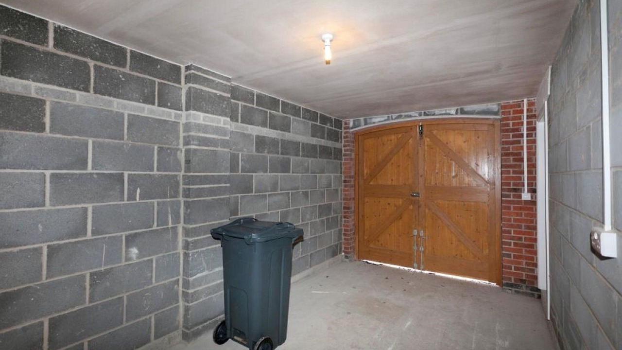 Photo of Others in Castle Donington