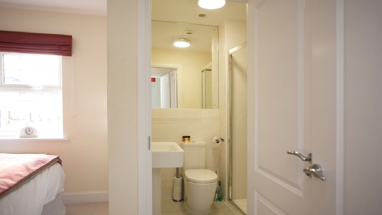 Photo of Bathroom in Castle Donington