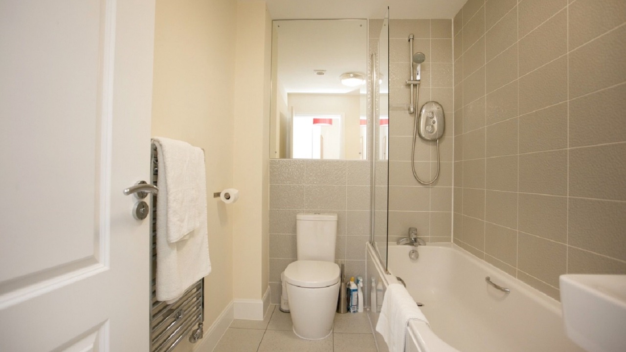 Photo of Bathroom in Castle Donington