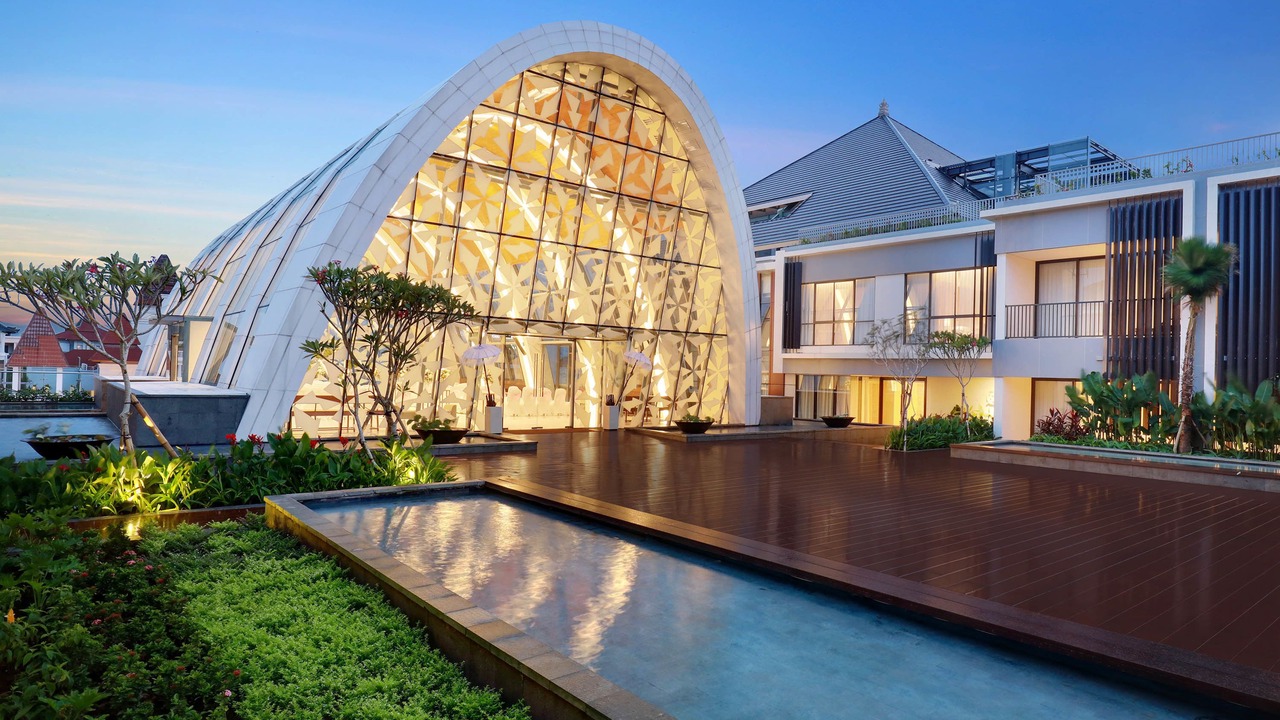 Photo of Outdoor in Kartika Plaza