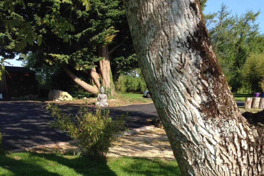 Photo of Outdoor in Nostang