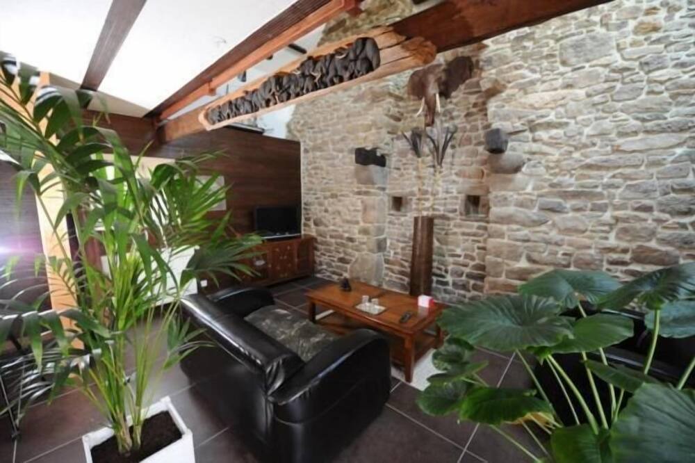 Photo of Outdoor in Nostang