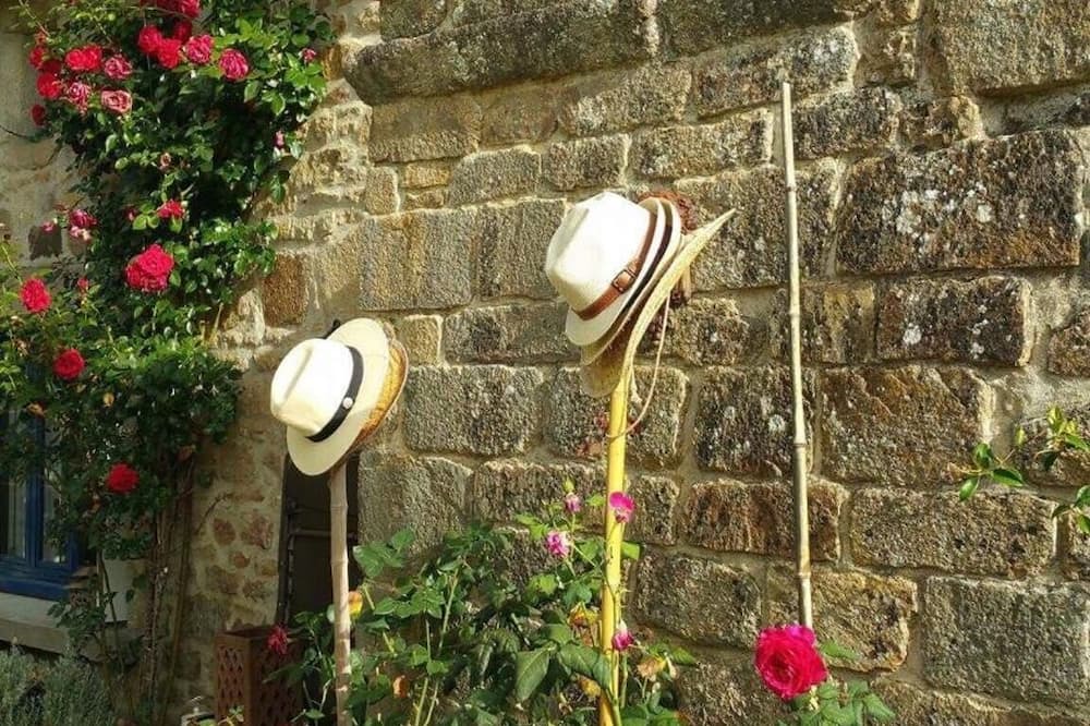 Photo of Outdoor in Nostang