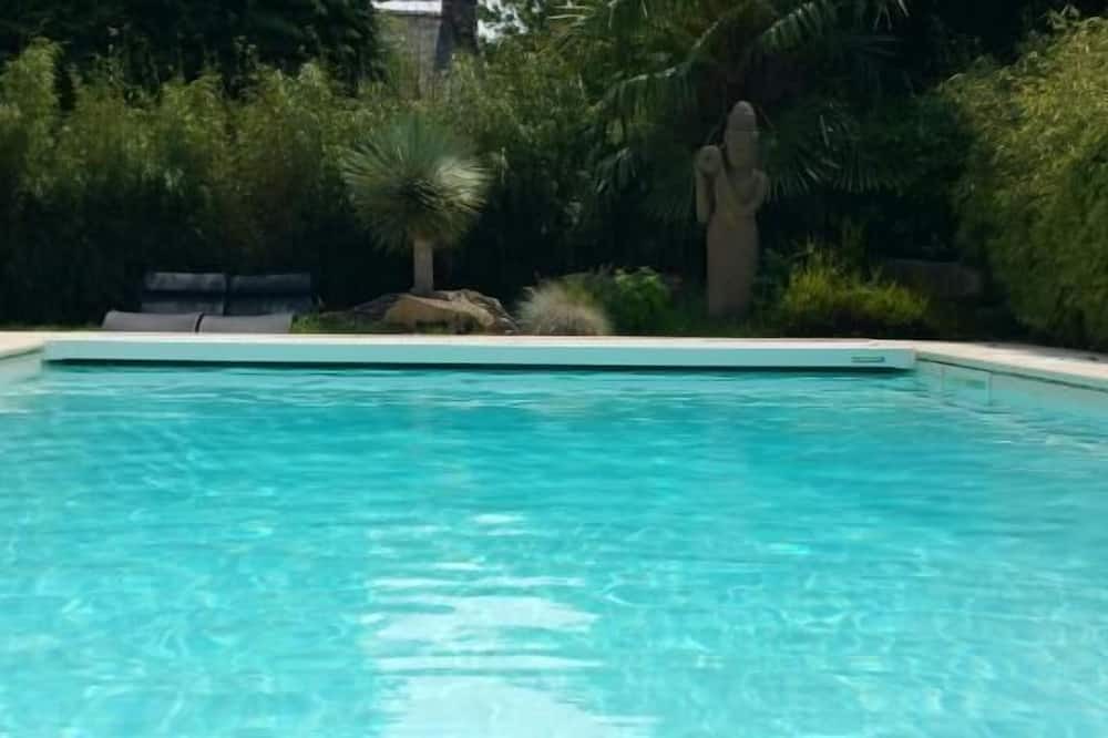 Photo of Outdoor in Nostang