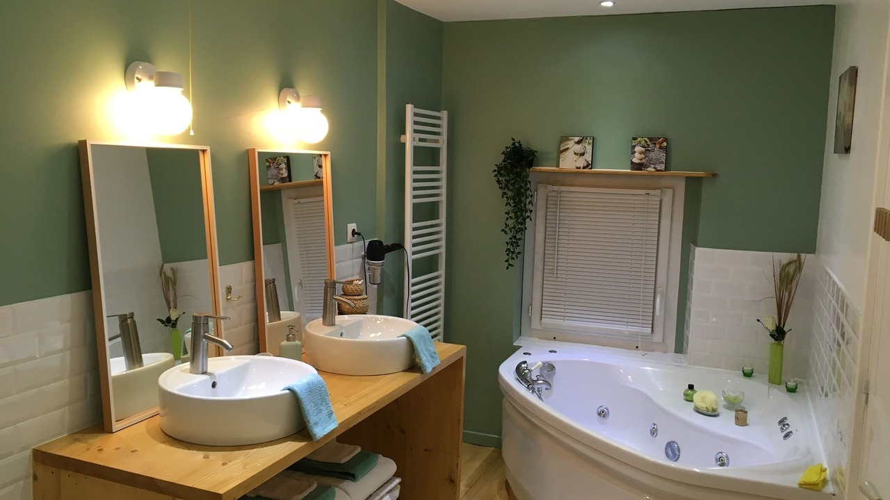 Photo of Bathroom in Saint-Malon-sur-Mel