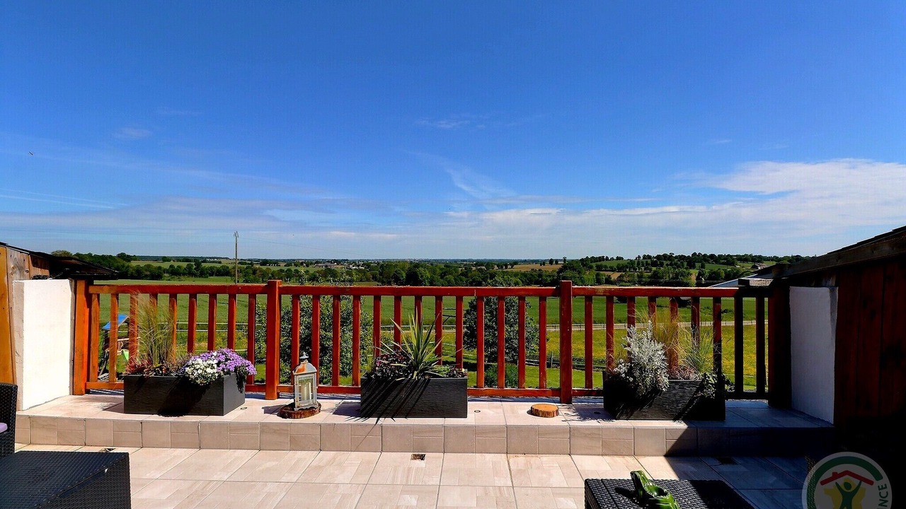 Photo of Patio Balcony in Saint-Malon-sur-Mel