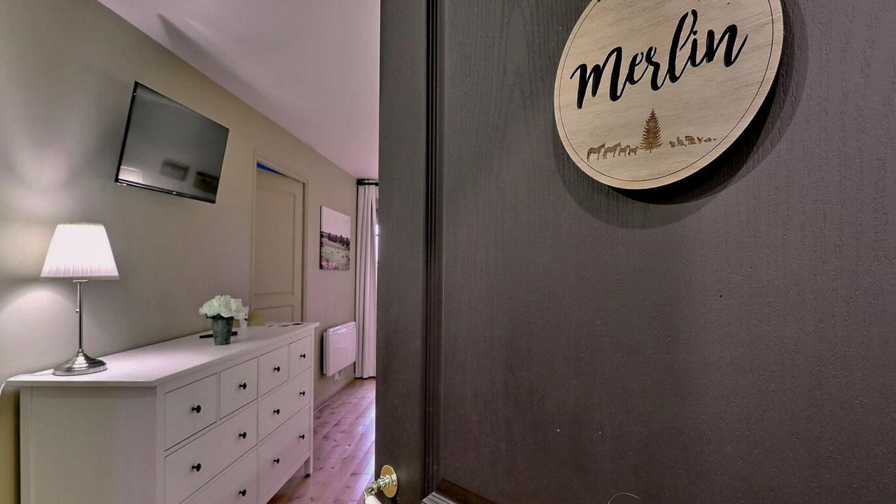 Photo of Bedroom in Saint-Malon-sur-Mel