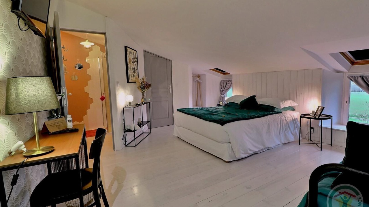 Photo of Bedroom in Saint-Malon-sur-Mel