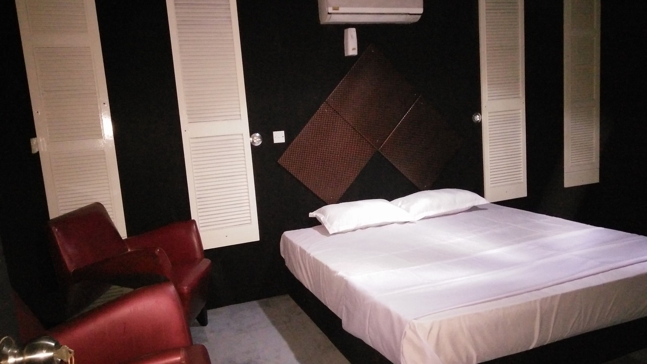 Photo of Others in Banting