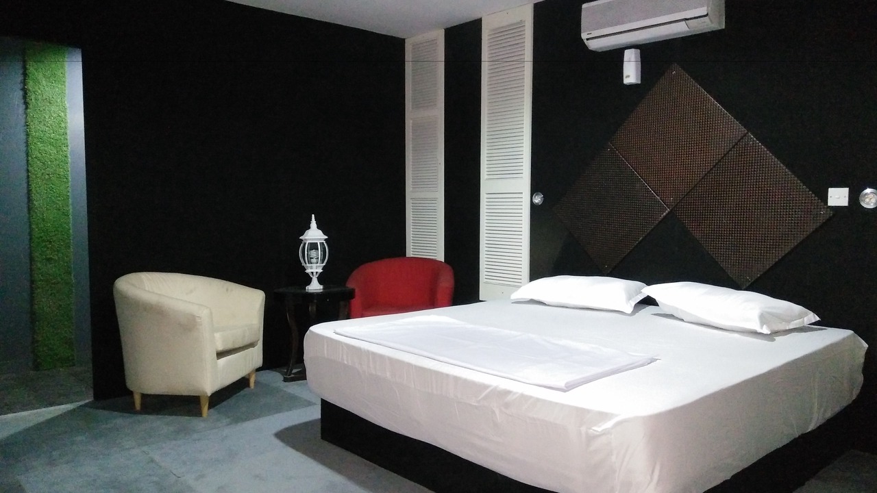 Photo of Others in Banting