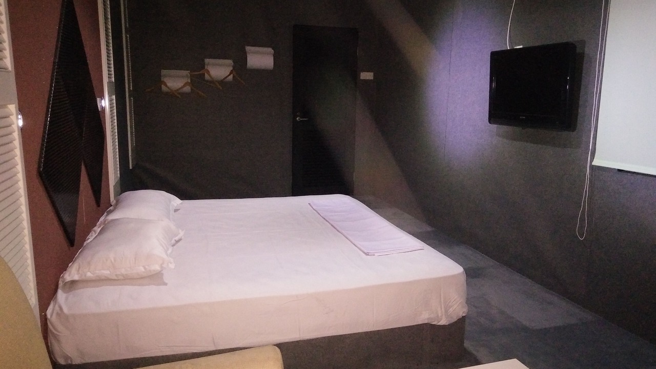 Photo of Others in Banting