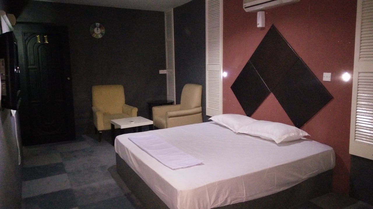 Photo of Others in Banting