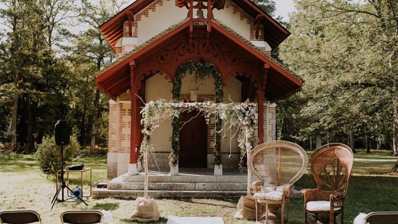 Photo of Others in Ambillou