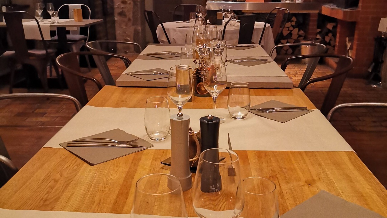 Photo of Others in Rolle