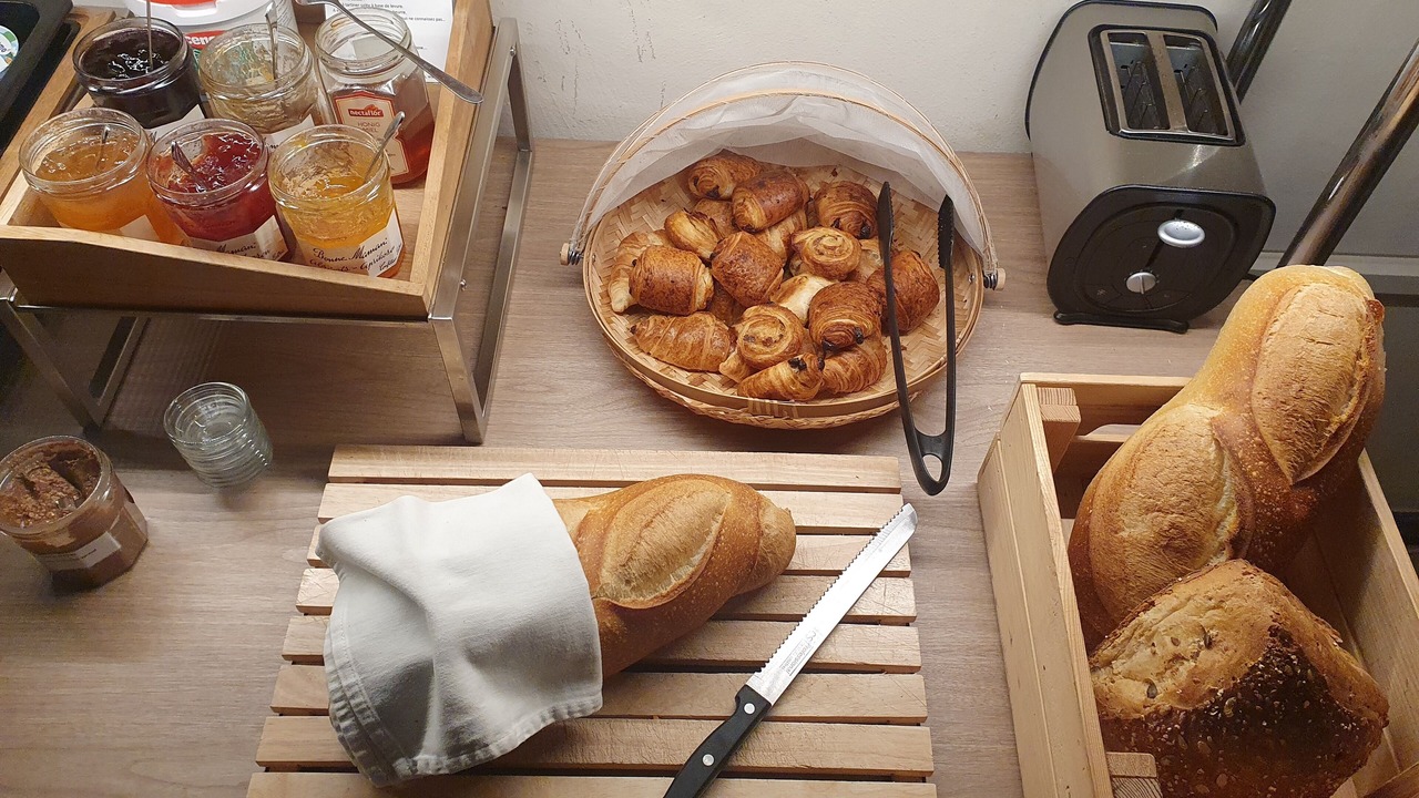 Photo of Others in Rolle