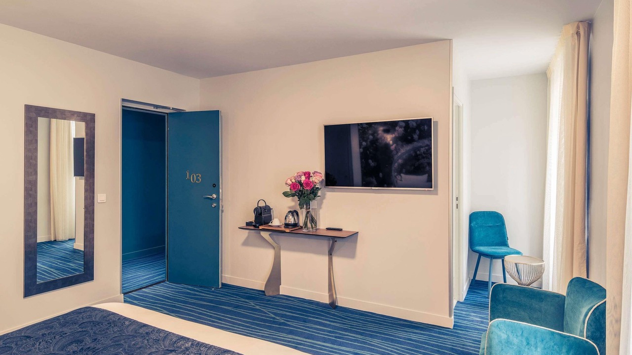 Photo of Bedroom in Suresnes