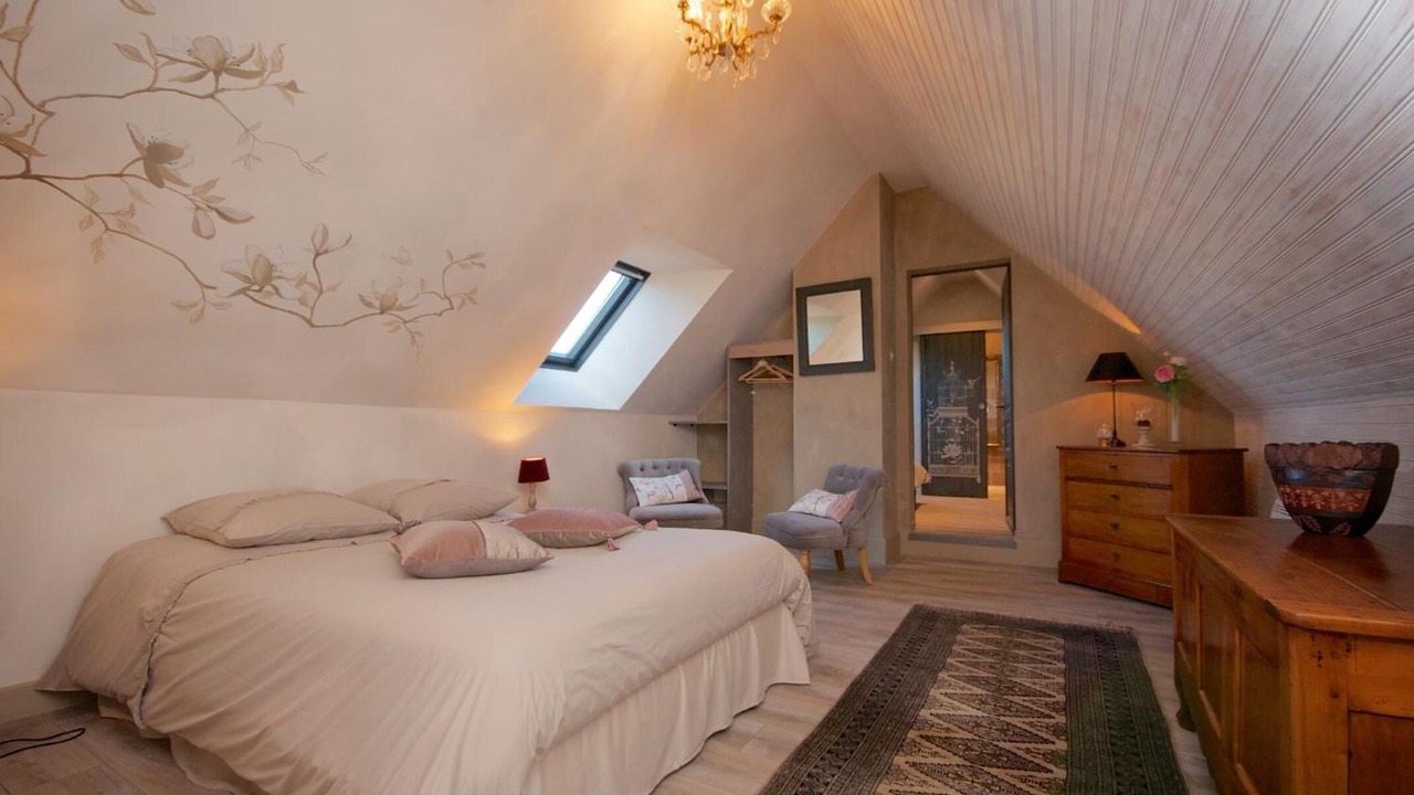 Photo of Bedroom in Fougeres-sur-Bievre