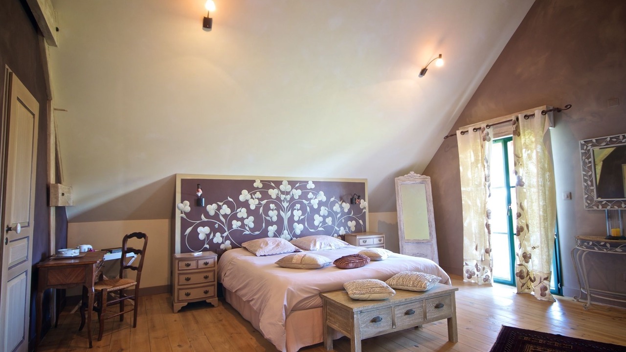 Photo of Others in Fougeres-sur-Bievre