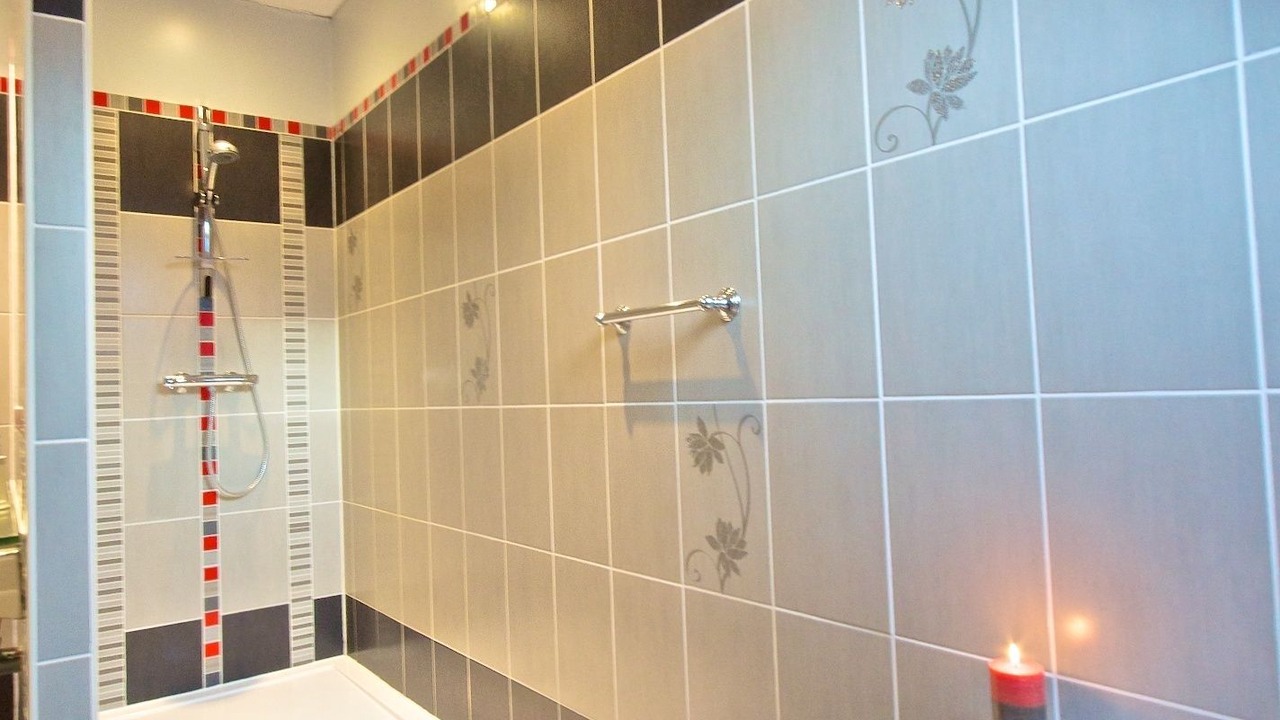 Photo of Bathroom in Fougeres-sur-Bievre